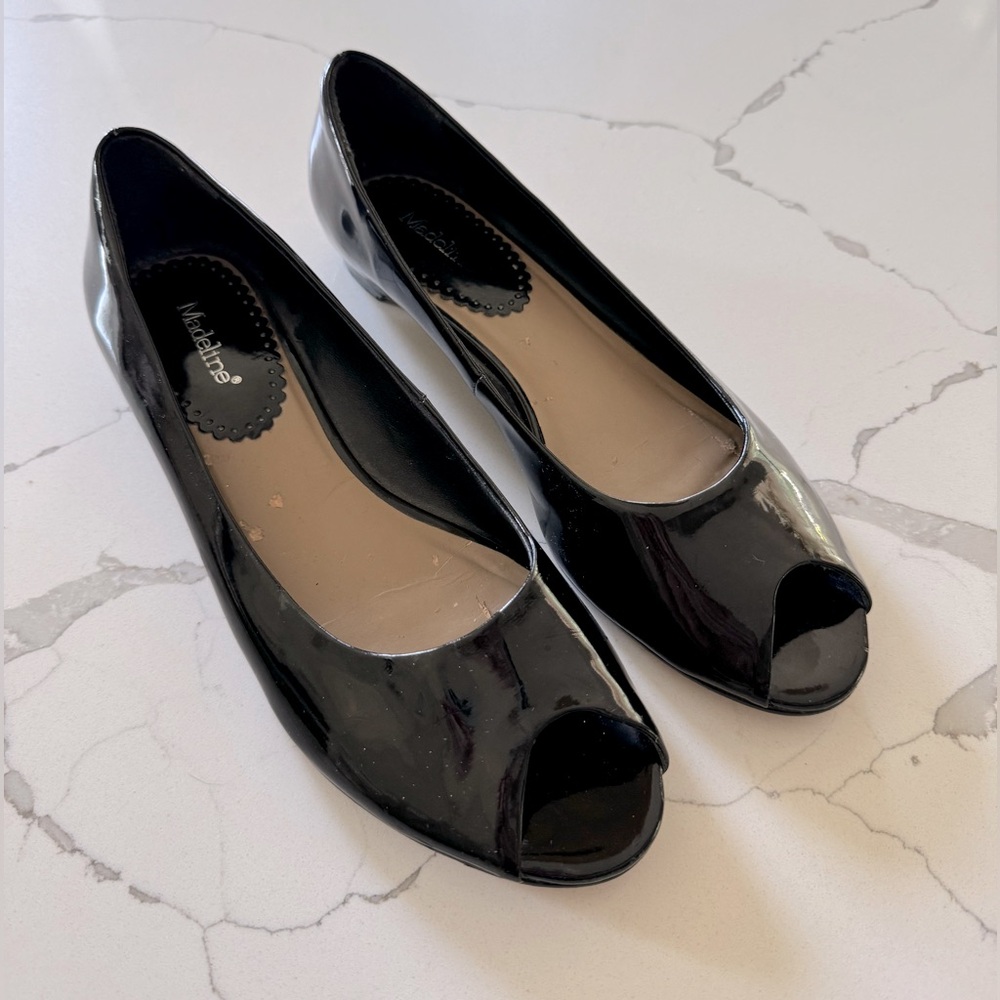 Madeline Black Patent Peep Toe Flats size 10